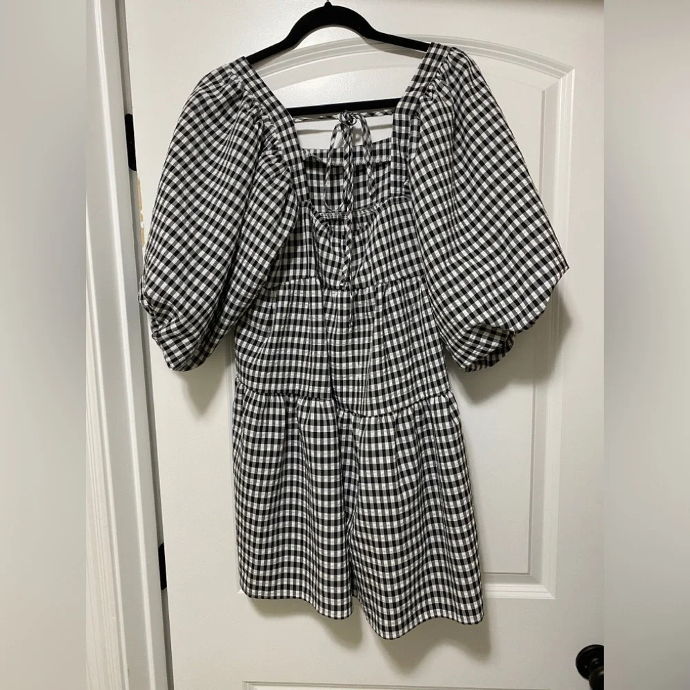 SNDY’S black and white puff sleeve dress - Picture 3 of 5
